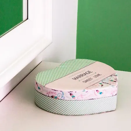 Lilach - Seaside, Caesar