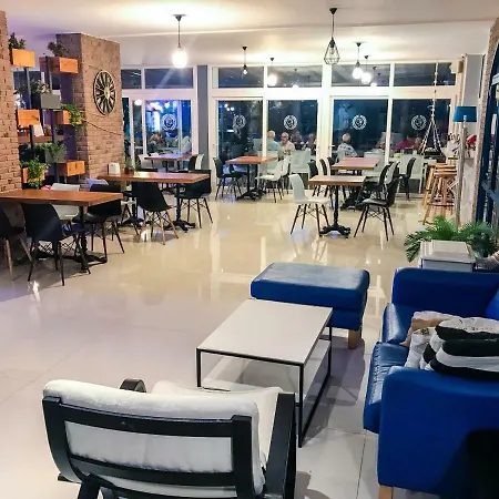 Willa Lilach - Seaside, Caesar