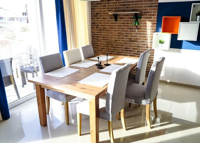 Villa Lilach - Seaside, Caesar *