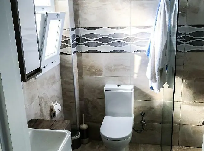 Lilach - Seaside, Caesar